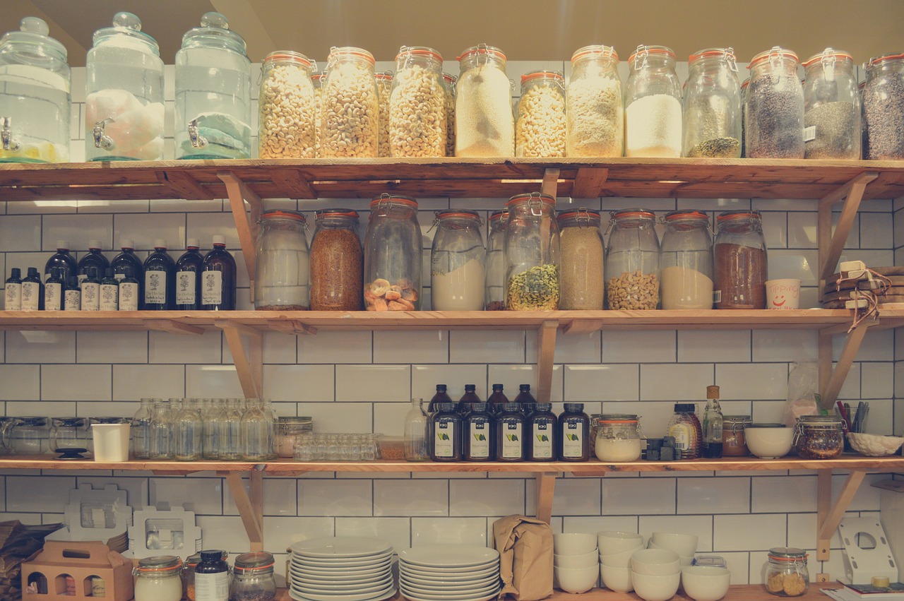 Choosing the Right Food Storage Containers for Your Kitchen