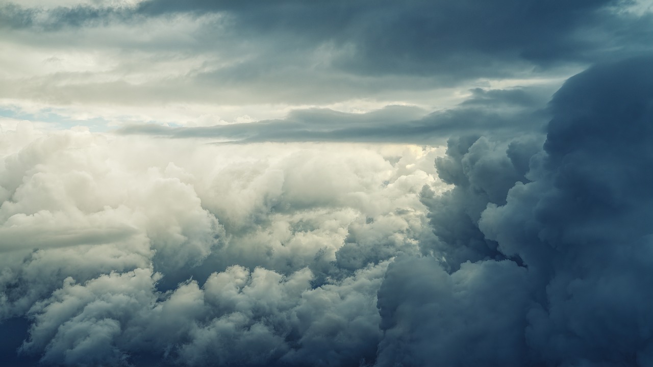 discover the benefits of using an air purifier to improve your indoor air quality. breathe easier with advanced filtration technology that removes allergens, dust, and pollutants, creating a healthier home environment for you and your family.